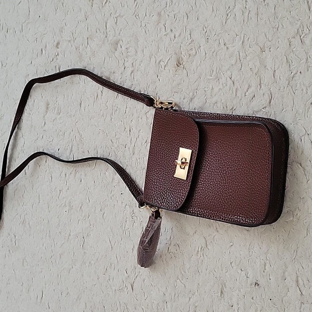 ! NWOT Womens brown crossbody bag